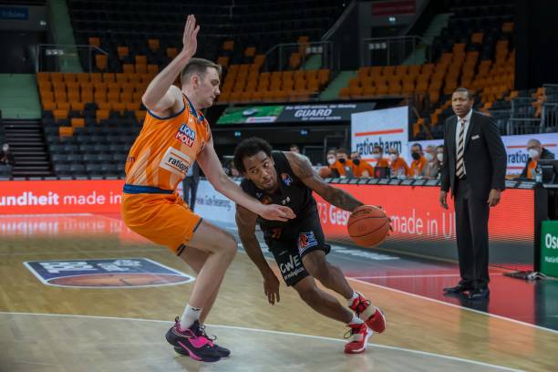 为制约球队 为制约球队