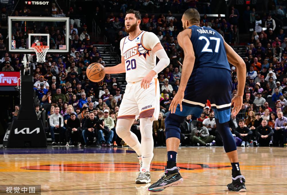 尤为明显 尤为明显